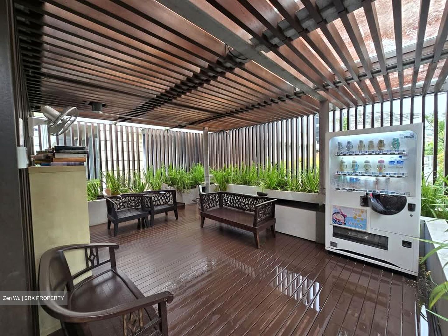 Springleaf Avenue (D26), Terrace #560753211